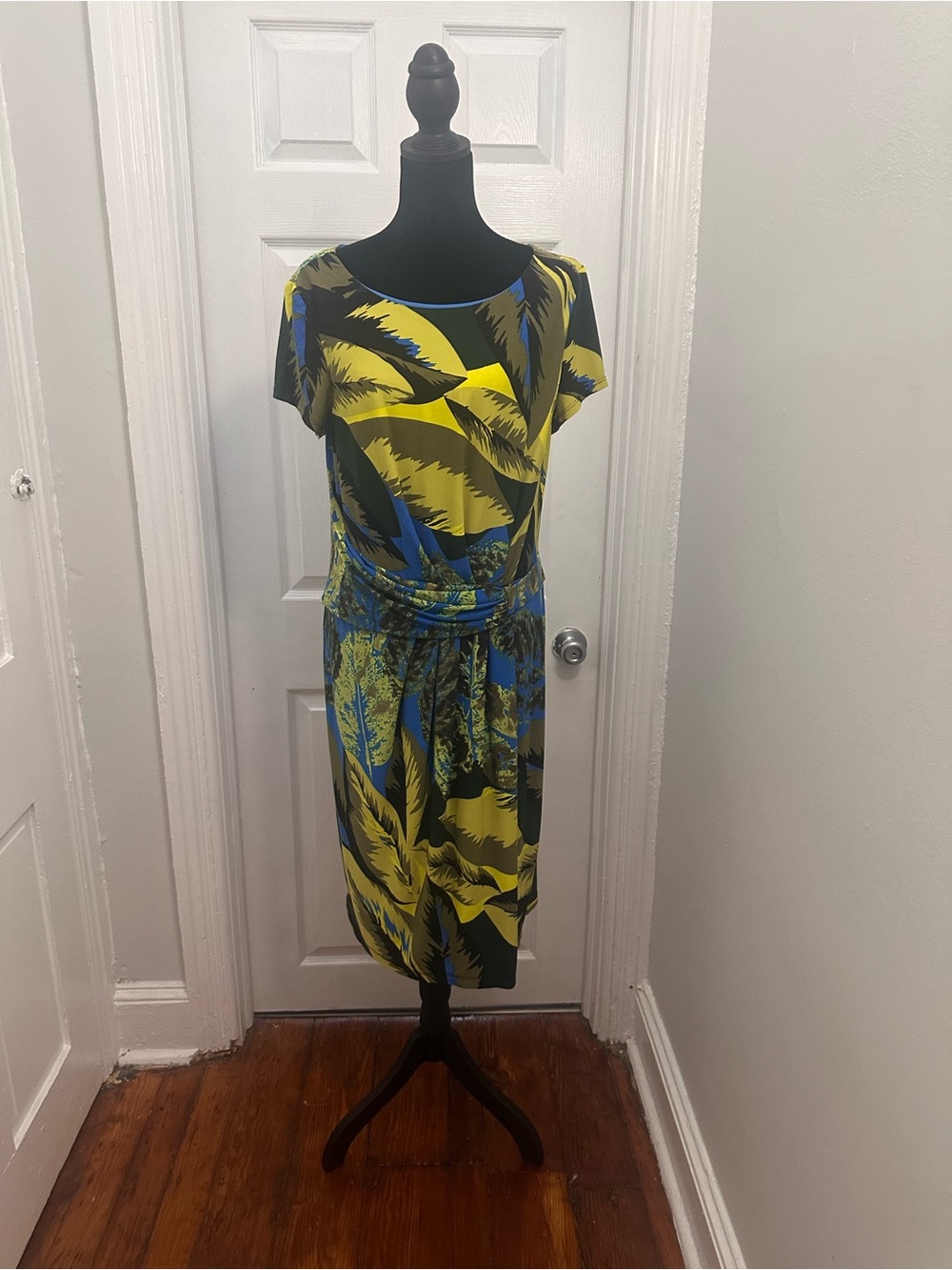 Ellen Tracy Yellow & Blue Printed Midi Dress